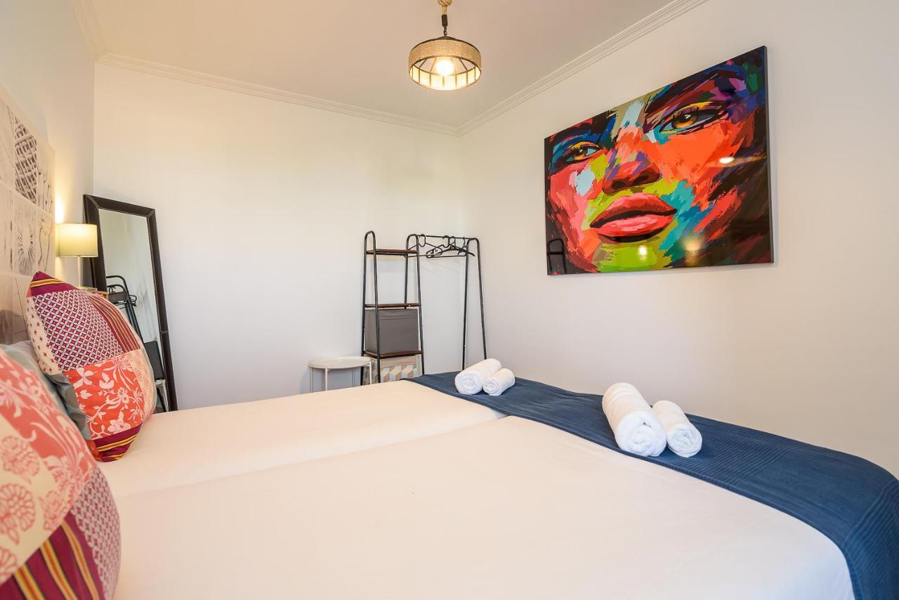 O Faro Apartments 리바데오 외부 사진