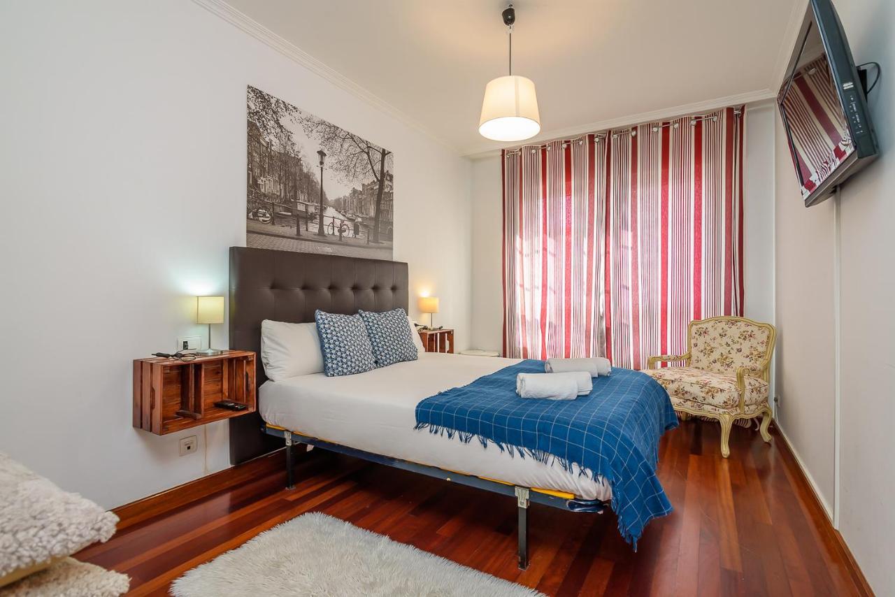O Faro Apartments 리바데오 외부 사진