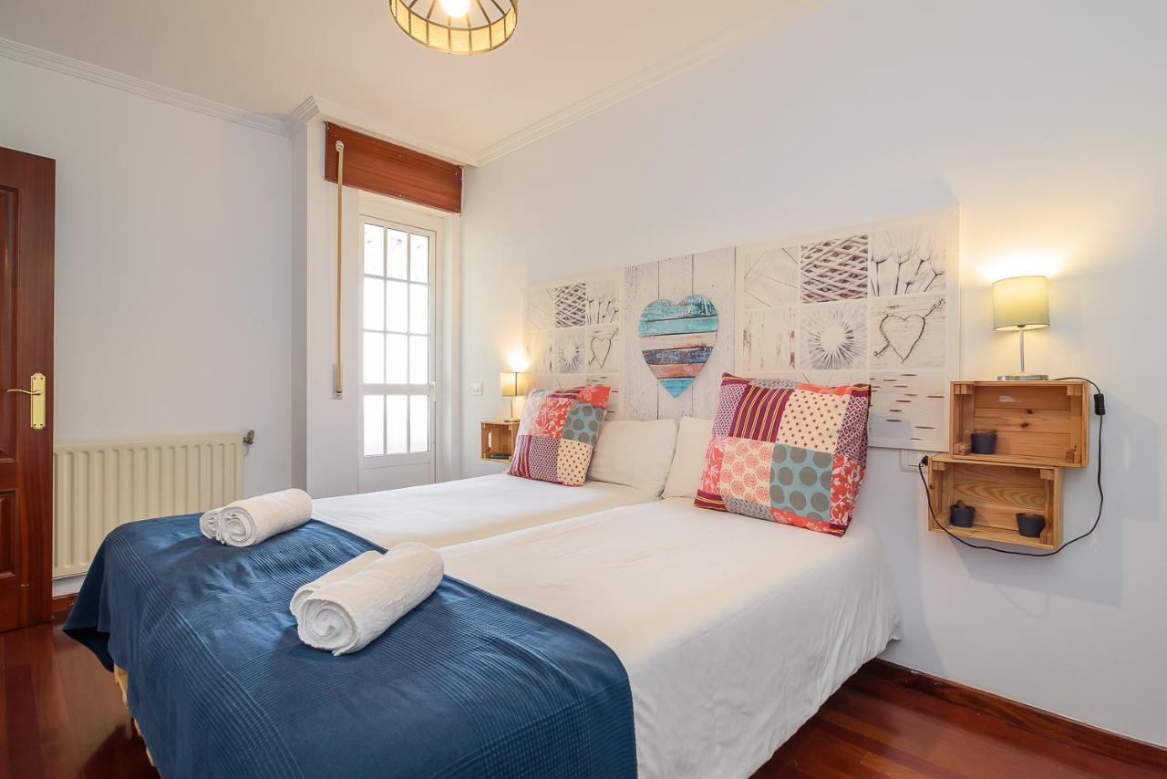 O Faro Apartments 리바데오 외부 사진